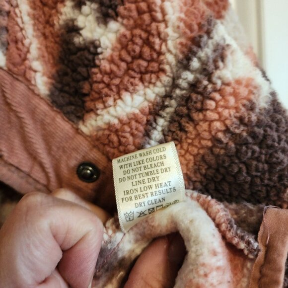 New In Womens Aztec Patterned Sherpa Jacket With Zip Pockets & Stand Collar M - Picture 8 of 11